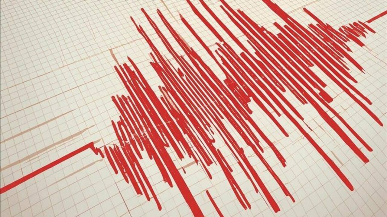 Azerbaycan’ın batısındaki Kelbecer ilinde gerçekleşen 4,5 büyüklüğündeki deprem endişe yarattı.