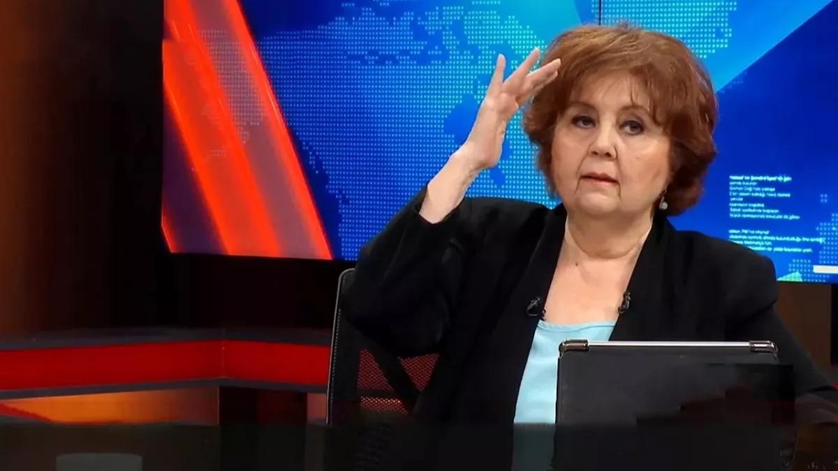 Gazeteci ve televizyon programcısı Ayşenur Arslan, 2 Ekim 2023 tarihinde