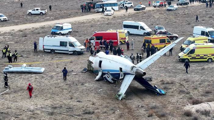 Kazakistan'ın Aktau kenti yakınlarında düşen Azerbaycan Hava Yolları'na ait yolcu