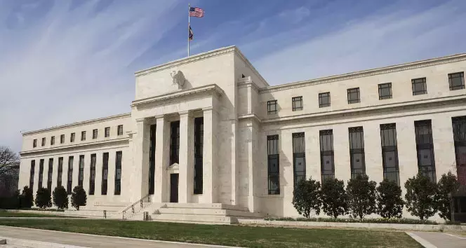 Dünya piyasaları, bugün akşam ABD Merkez Bankası’nın (Fed) alacağı para