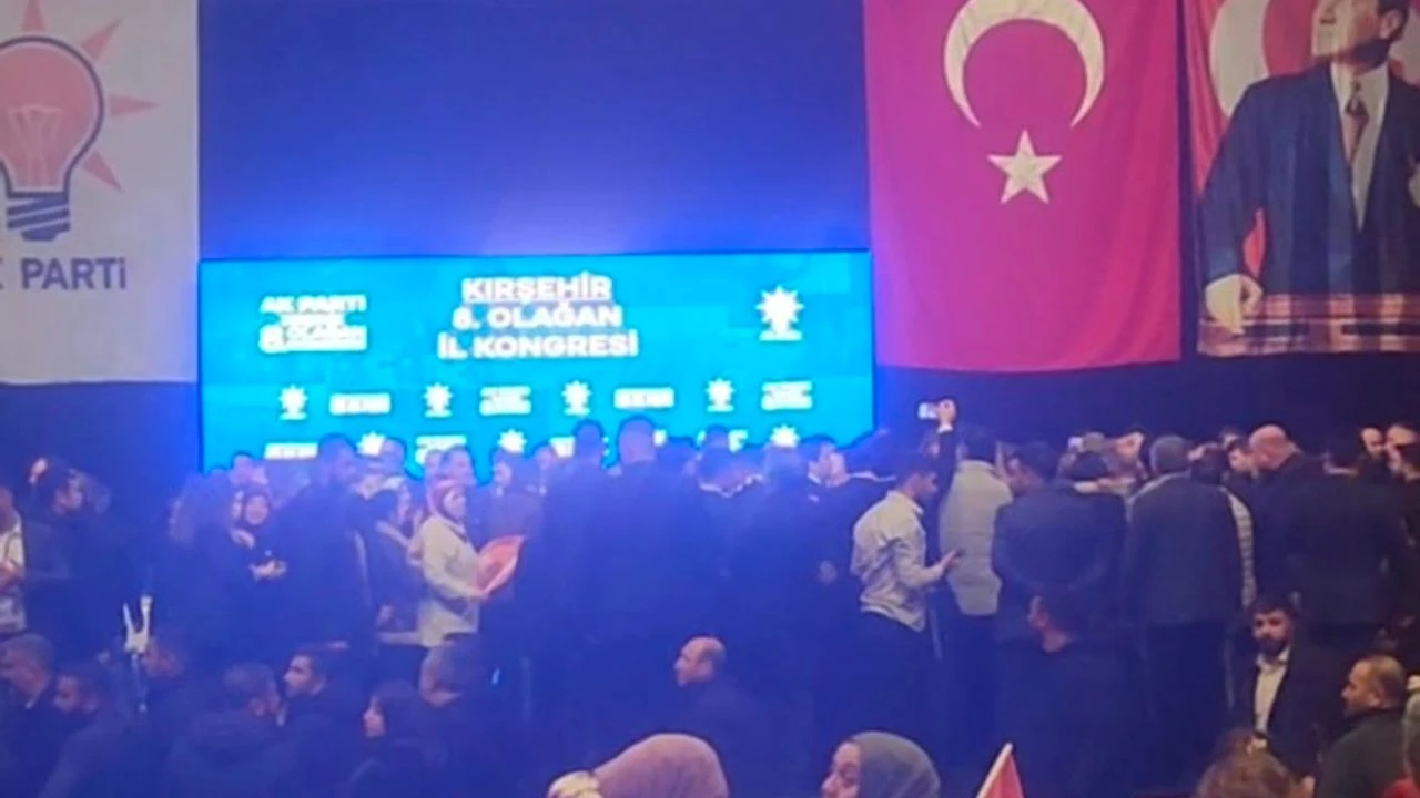 AK Parti Kırşehir İl Başkanlığı için gerçekleştirilen 8. Olağan Kongre,