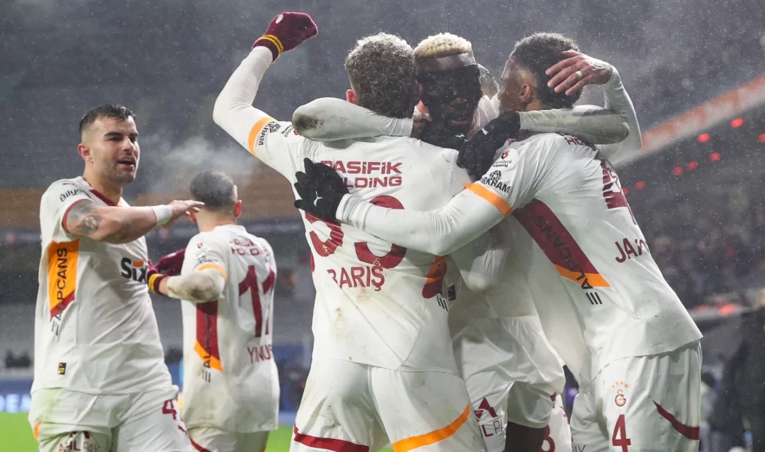 Süper Lig’in 19. haftasında lider Galatasaray, deplasmanda Başakşehir’i 2-1 mağlup