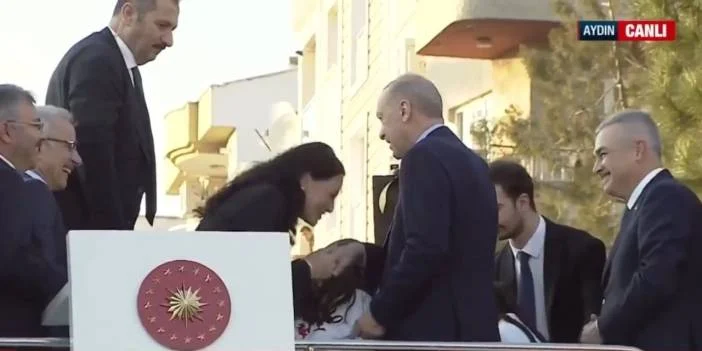 Cumhurbaşkanı Recep Tayyip Erdoğan, Aydın’da gerçekleştirdiği Aydın-Denizli otoyolunun açılış töreninde