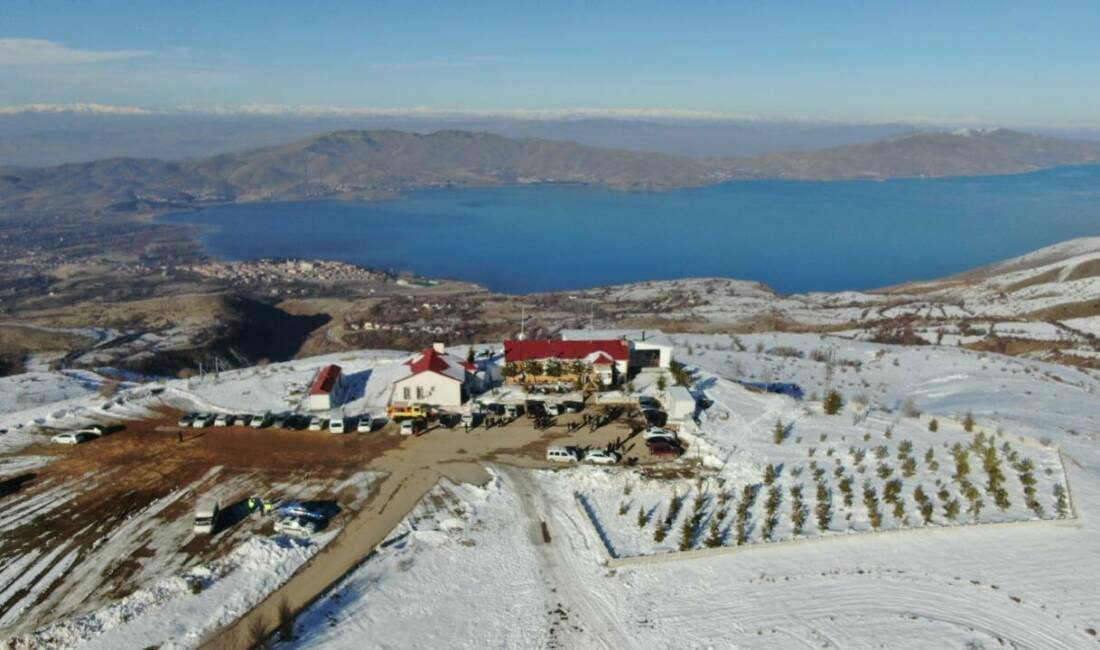 Elazığ’ın Sivrice ilçesinde yer alan ve Hazar Gölü manzarasıyla büyüleyici