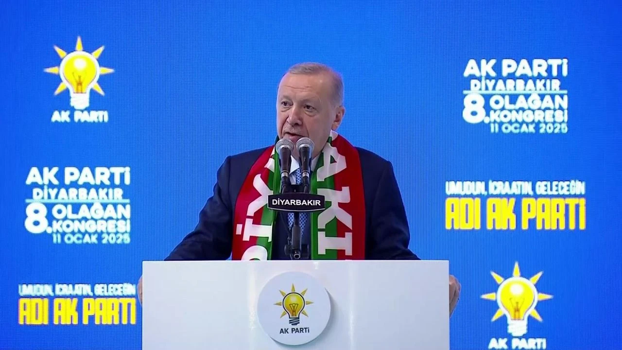 Cumhurbaşkanı ve AK Parti Genel Başkanı Recep Tayyip Erdoğan, partisinin