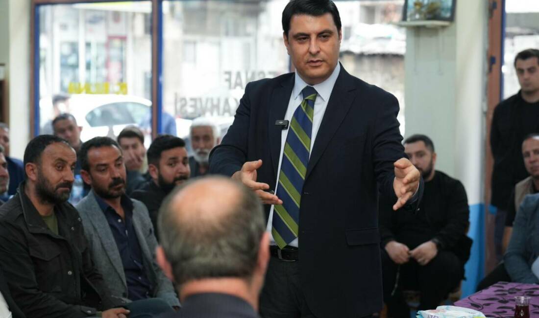 Şehitkamil Belediye Başkanı Umut Yılmaz, Karşıyaka Mahallesi’nde vatandaşlarla bir araya