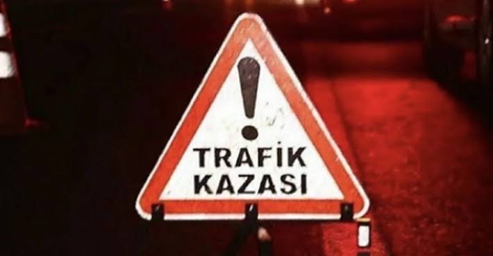 Gaziantep-Kilis karayolunun Bostancık Mahallesi mevkiinde gece saatlerinde meydana gelen trafik