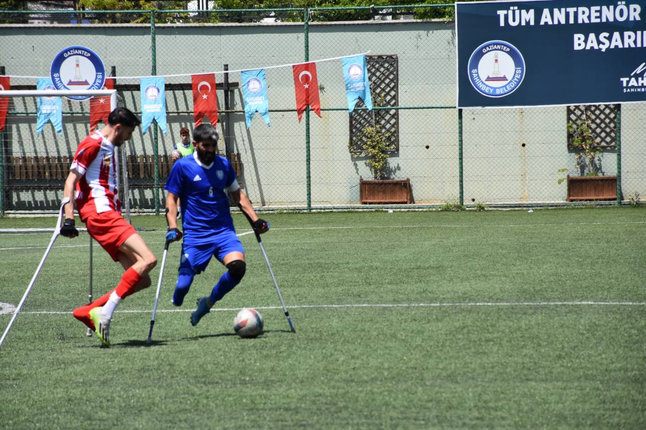 Şahinbey Belediye Spor Kulübü Ampute Futbol Takımı, kendi sahasında TSK