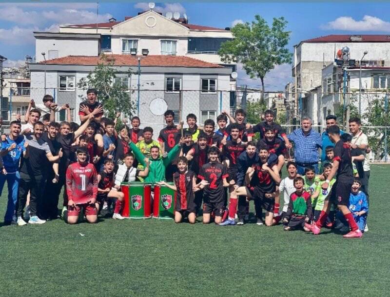 Gaziantep U-15 Ligi D Grubu’nda mücadele eden 1938 Çınarlıspor, sezonun