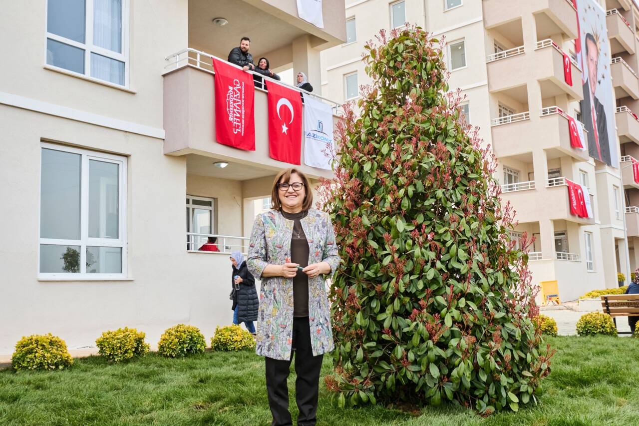 Gaziantep Büyükşehir Belediye Başkanı Fatma Şahin’in öncülüğünde başlatılan konut hamlesi