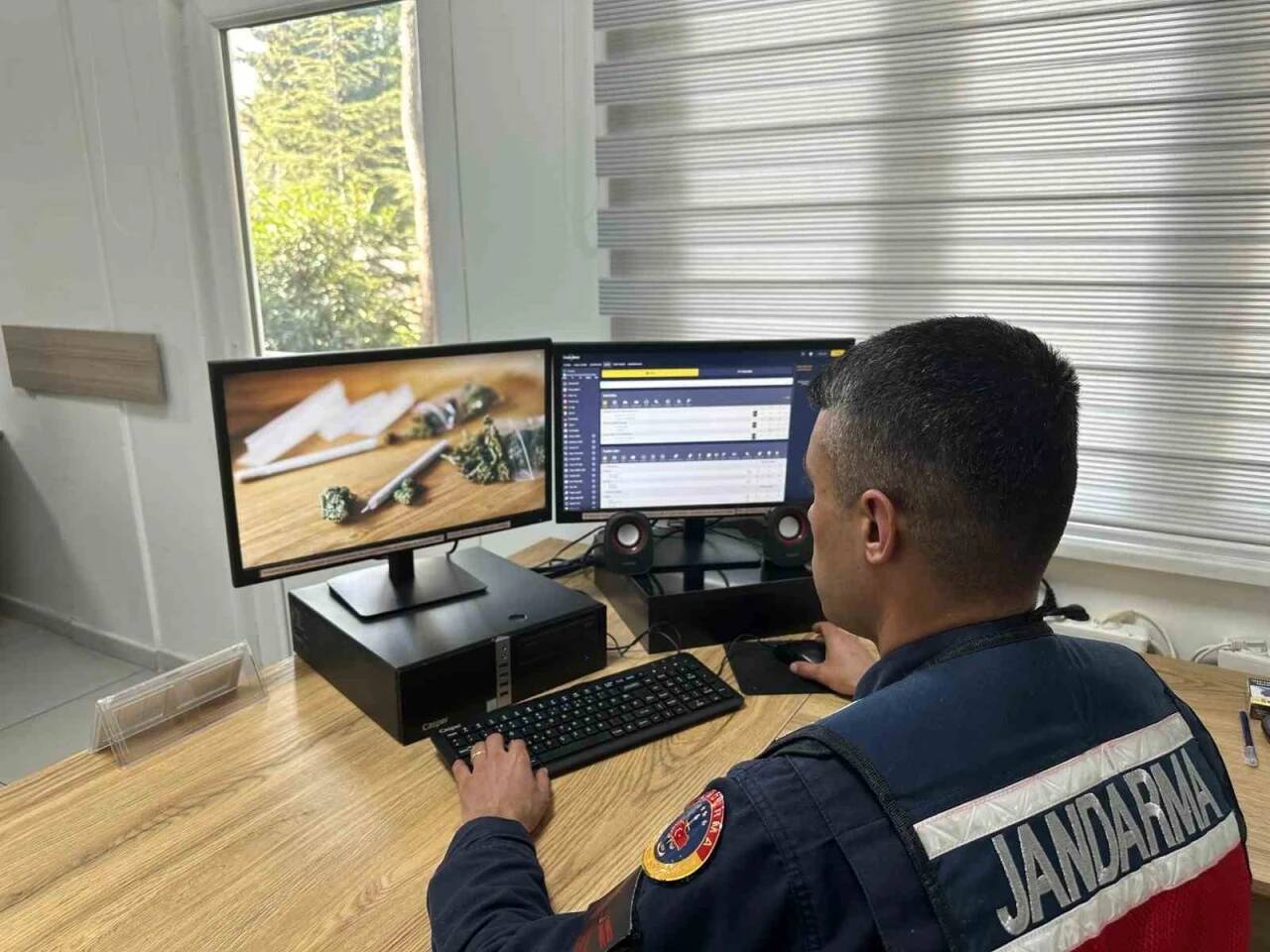 Gaziantep’te internet üzerinden yürütülen dolandırıcılık faaliyetlerine yönelik düzenlenen operasyonda, 9