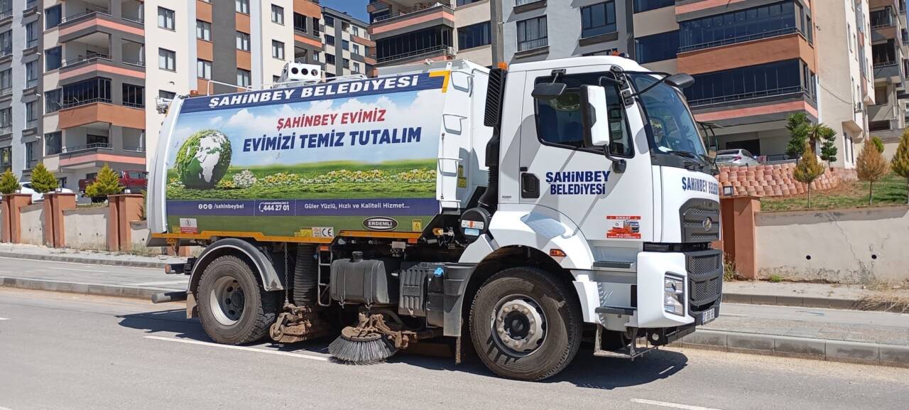 Şahinbey Belediyesi Temizlik İşleri Müdürlüğü, ilçede mahalle mahalle yürüttüğü genel