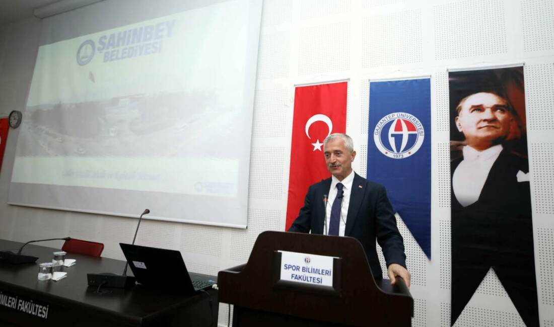 Şahinbey Belediye Başkanı Mehmet Tahmazoğlu, “Gençlik ve Spor” söyleşisinde üniversite