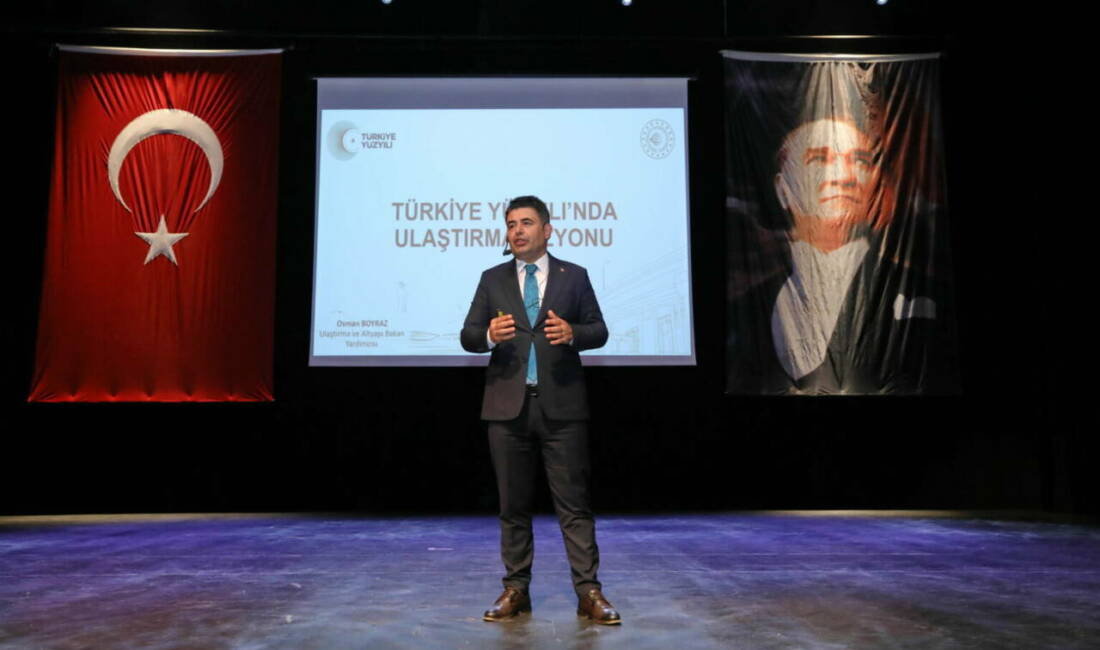 Ulaştırma ve Altyapı Bakanlığı tarafından düzenlenen festival, gençlerle kamu ve