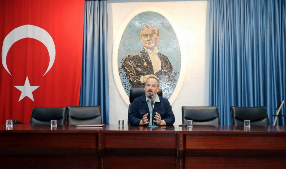 Gaziantep Üniversitesi (GAÜN) Türk Dili ve Edebiyatı Bölümü, Edebiyat ve