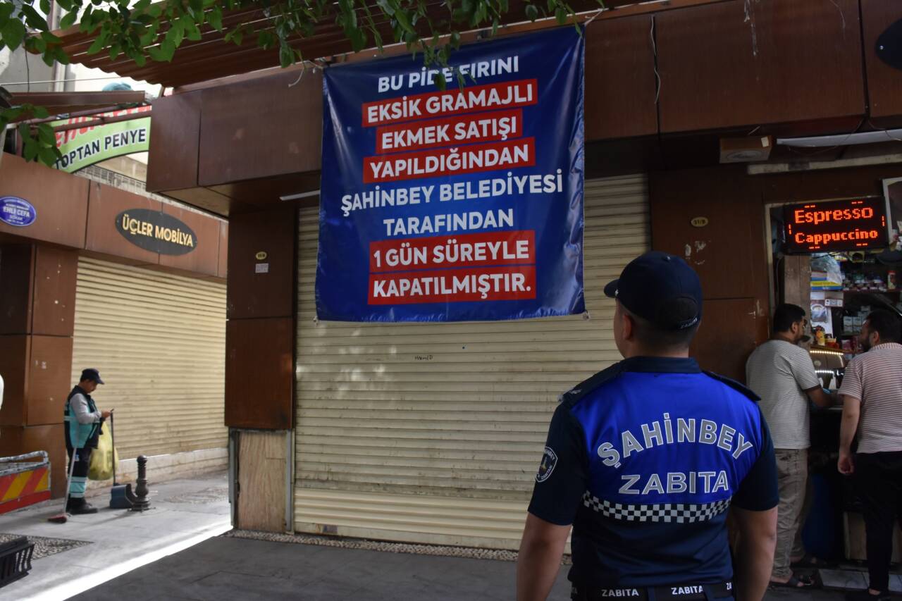 Şahinbey Belediyesi Zabıta Müdürlüğü ekipleri, yaklaşan Kurban Bayramı öncesi denetimlerini
