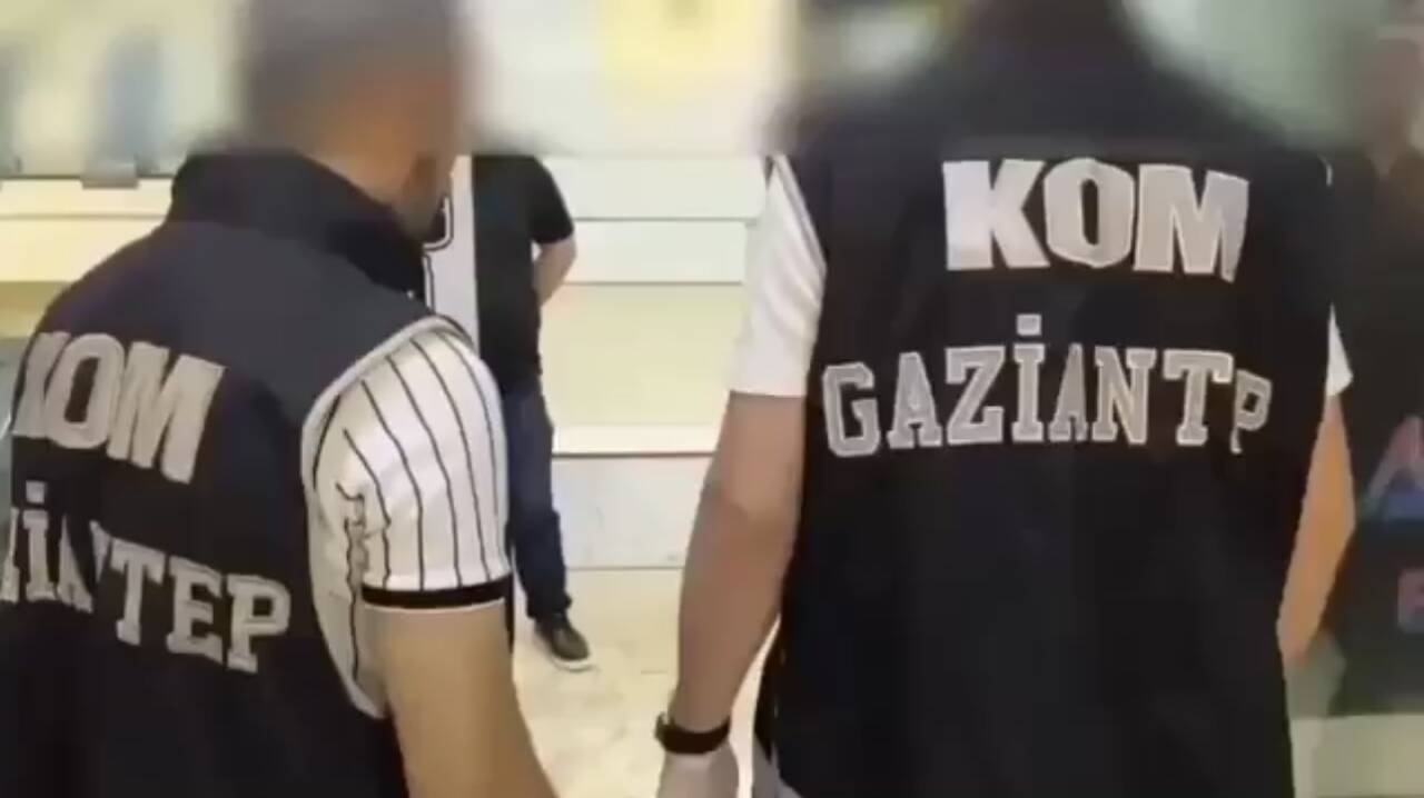 Gaziantep’te tefecilik suçuna yönelik düzenlenen operasyonda 2 şüpheli tutuklanırken, çok