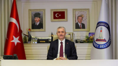 Şahinbey Belediye Başkanı Mehmet Tahmazoğlu, dar gelirli vatandaşlara yönelik Güneyşehir