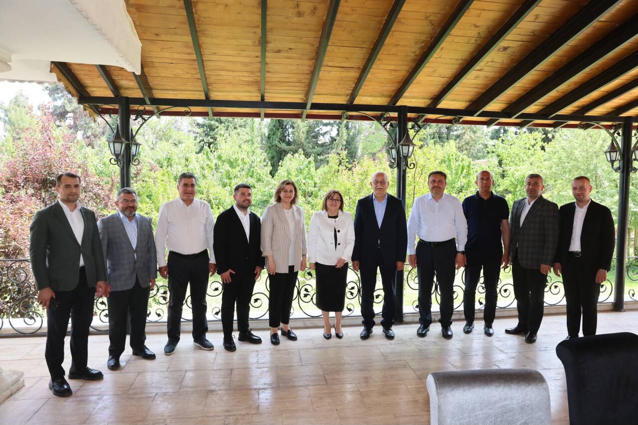 Gaziantep Büyükşehir Belediye Başkanı Fatma Şahin, Kurban Bayramı’nın ilk gününde