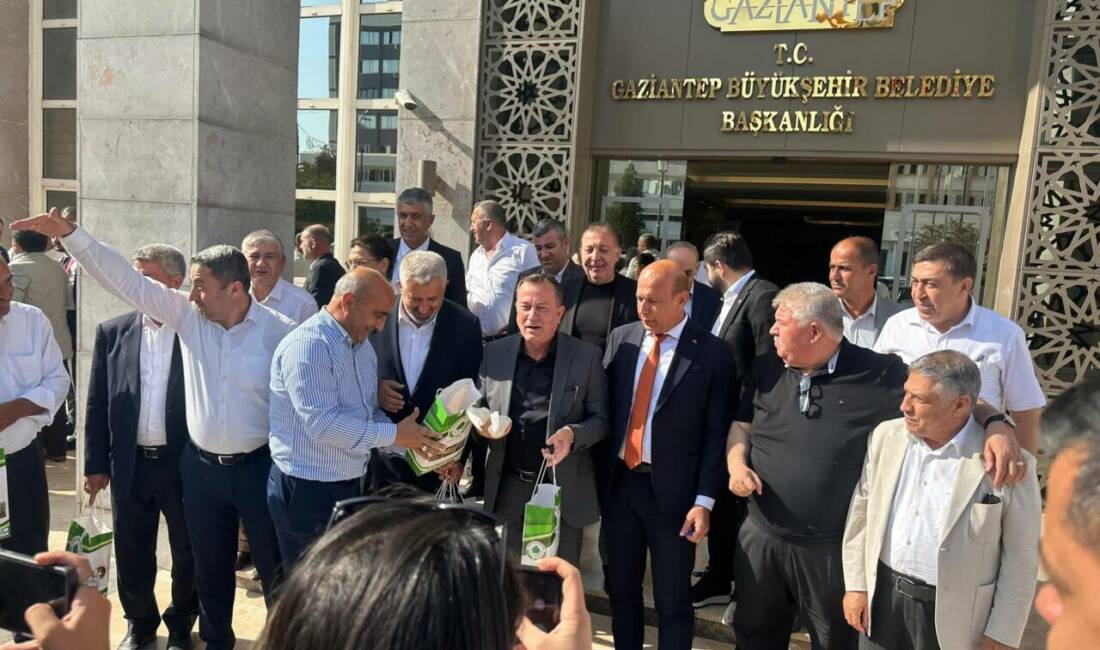 Gaziantep Büyükşehir Belediye Meclisi Haziran ayı toplantısına katılan Araban Belediye