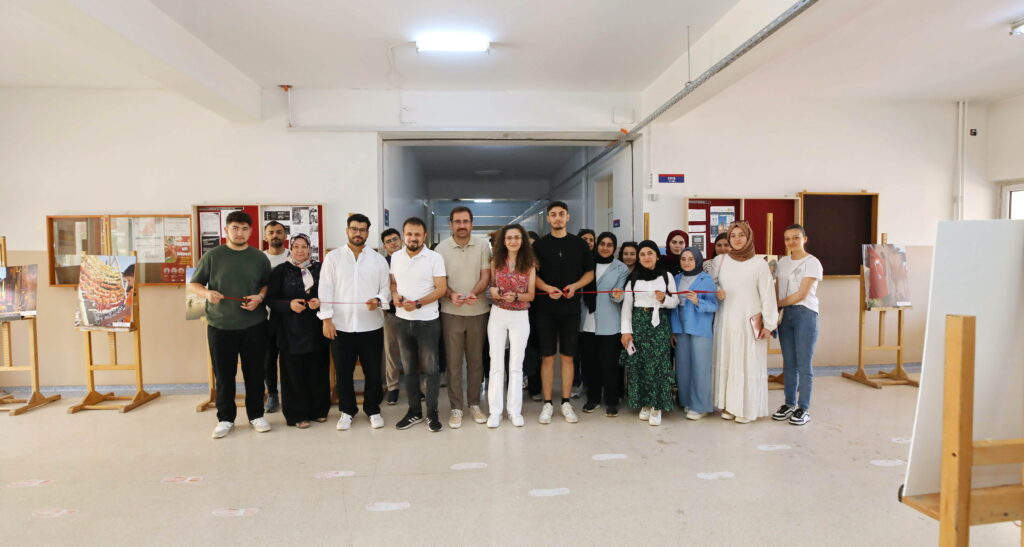 Gaziantep Üniversitesi (GAÜN) İletişim Fakültesi öğrencileri, “Öğrenci Objektifinden Sokak ve