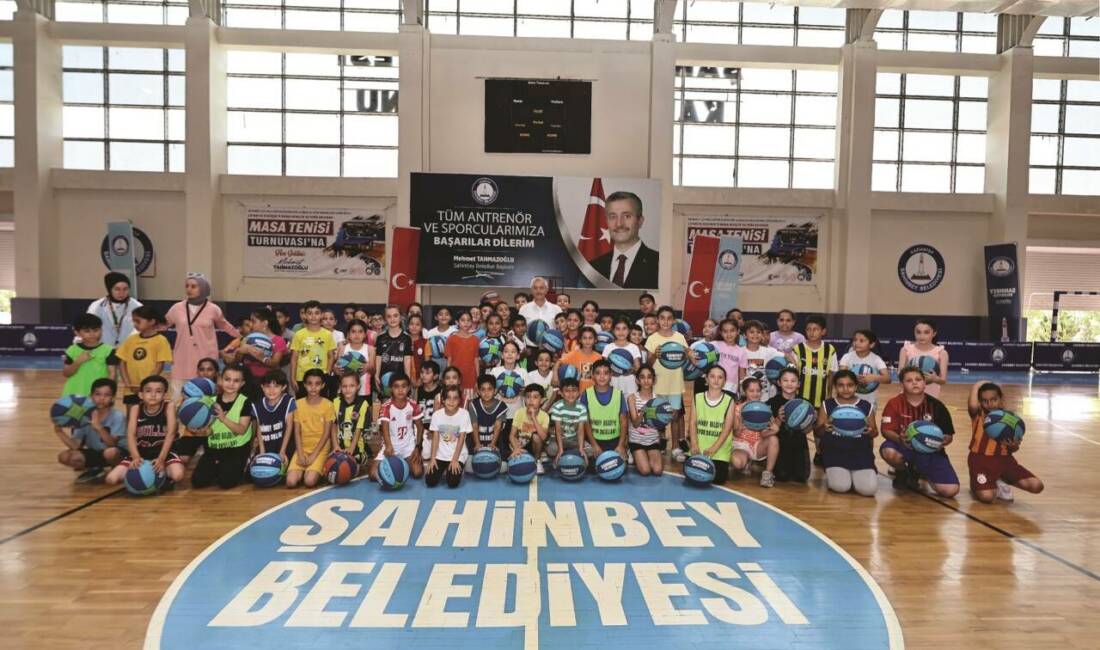 Şahinbey Belediyesi’nin her yıl düzenlediği yaz spor okulları için kayıtlar