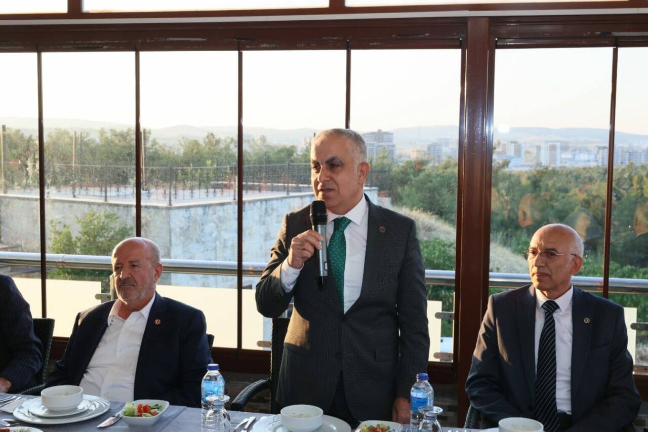 Gaziantep Üniversitesi (GAÜN) Naci Topçuoğlu Meslek Yüksekokulu (NTMYO), üniversite-sanayi iş