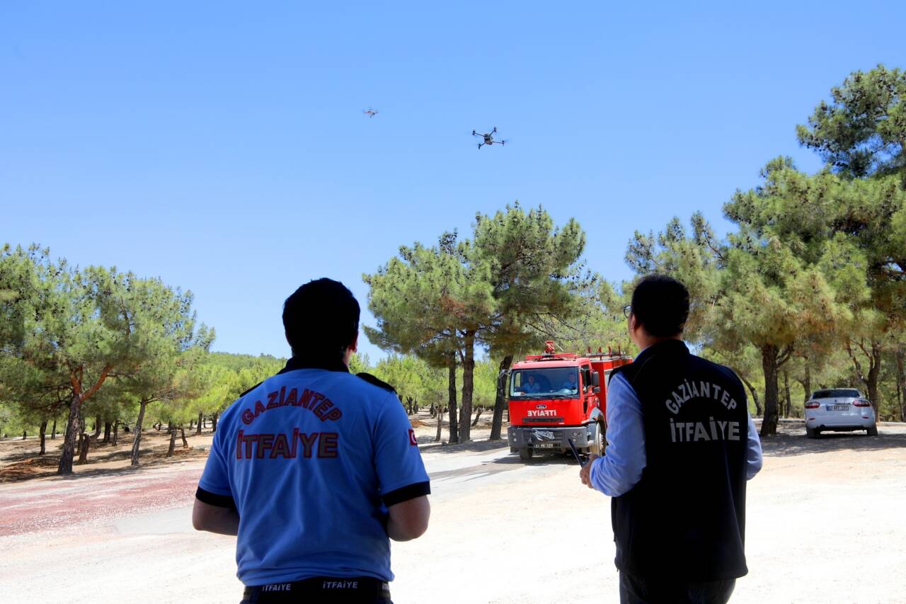 Gaziantep Büyükşehir Belediyesi, yaz aylarında artan yangın tehlikesine karşı önlemlerini
