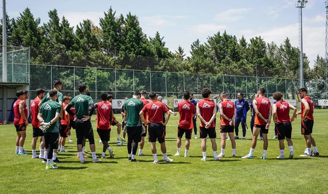 Gaziantep Futbol Kulübü’nde yeni sezon hazırlıkları için geri sayım başladı.