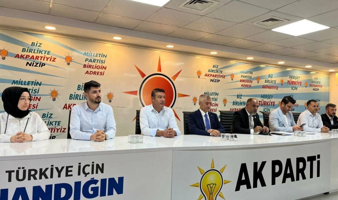 Gaziantep Şahinbey Belediye Başkanı Mehmet Tahmazoğlu, bugün Nizip ilçesine gerçekleştirdiği