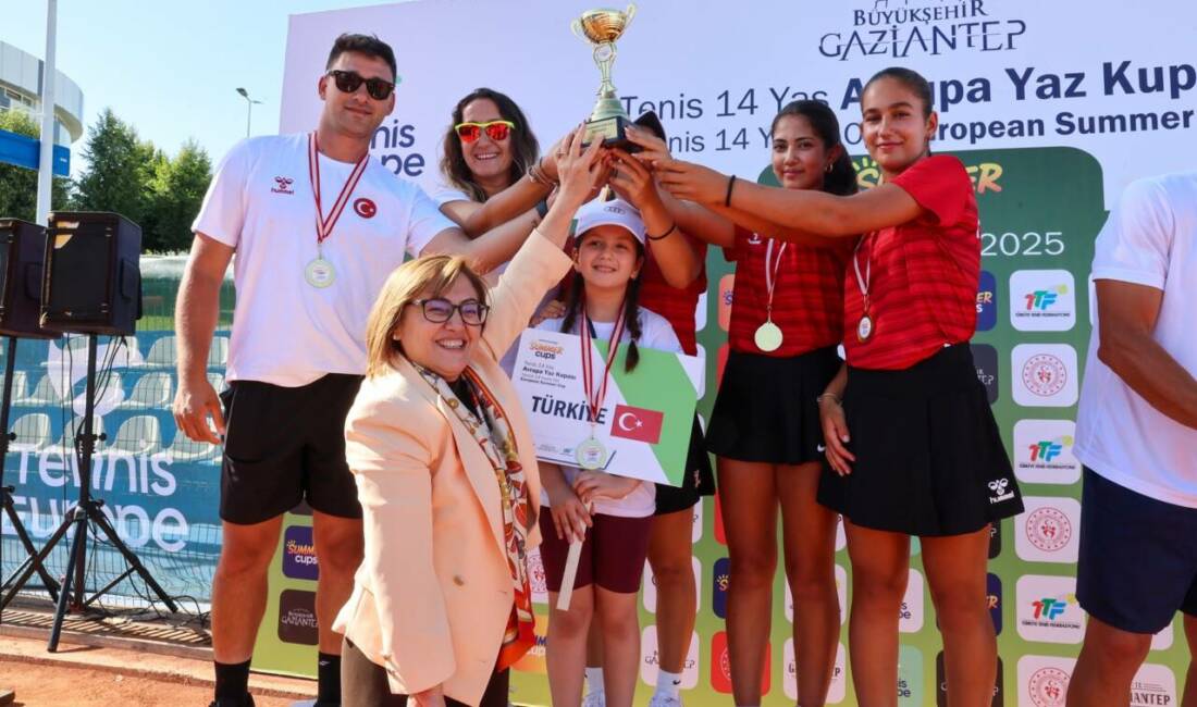 Gaziantep Büyükşehir Belediyesi ile Türkiye Tenis Federasyonu iş birliğinde, Tennis