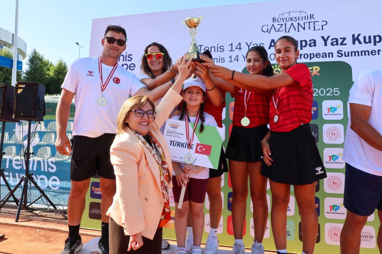 Gaziantep Büyükşehir Belediyesi ile Türkiye Tenis Federasyonu iş birliğinde, Tennis