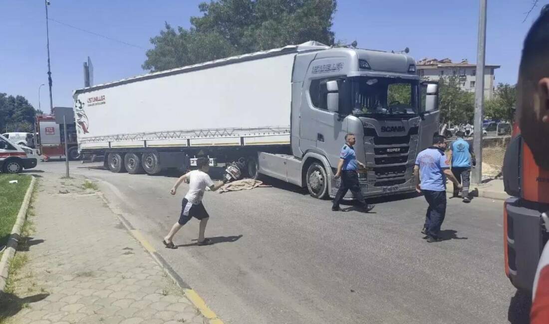 Gaziantep’in Şehitkamil ilçesine bağlı Gazikent Mahallesi’ndeki GATEM Kavşağı’nda meydana gelen