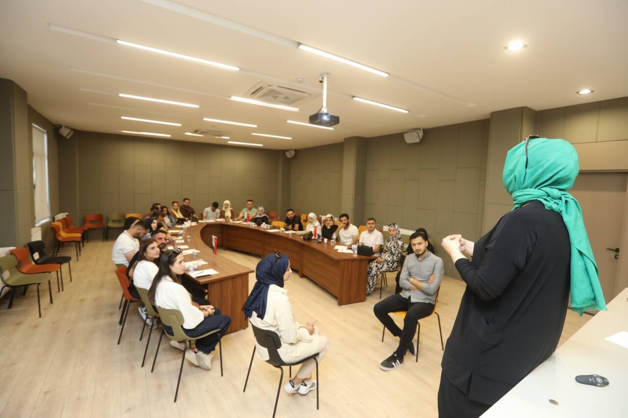 Gaziantep Büyükşehir Belediyesi’ne bağlı Aile Akademisi, 2025 Aile Yılı kapsamında,