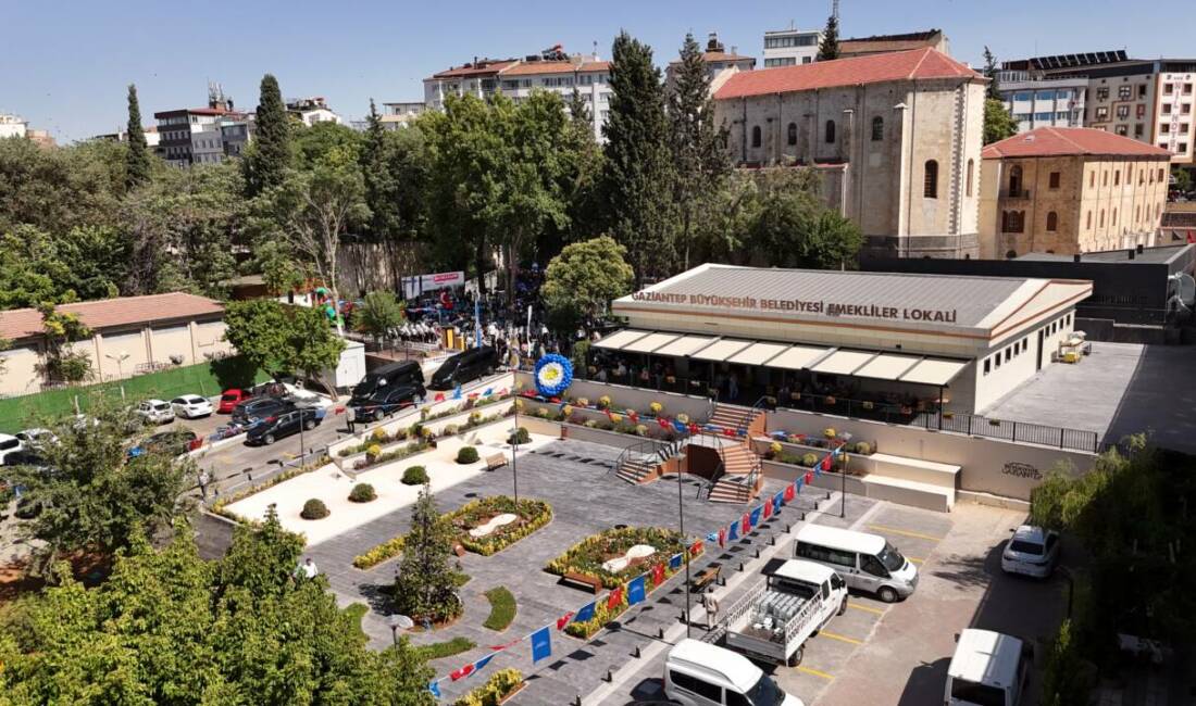 Gaziantep Büyükşehir Belediyesi tarafından hayata geçirilen Emekliler Lokali, kentin merkezinde