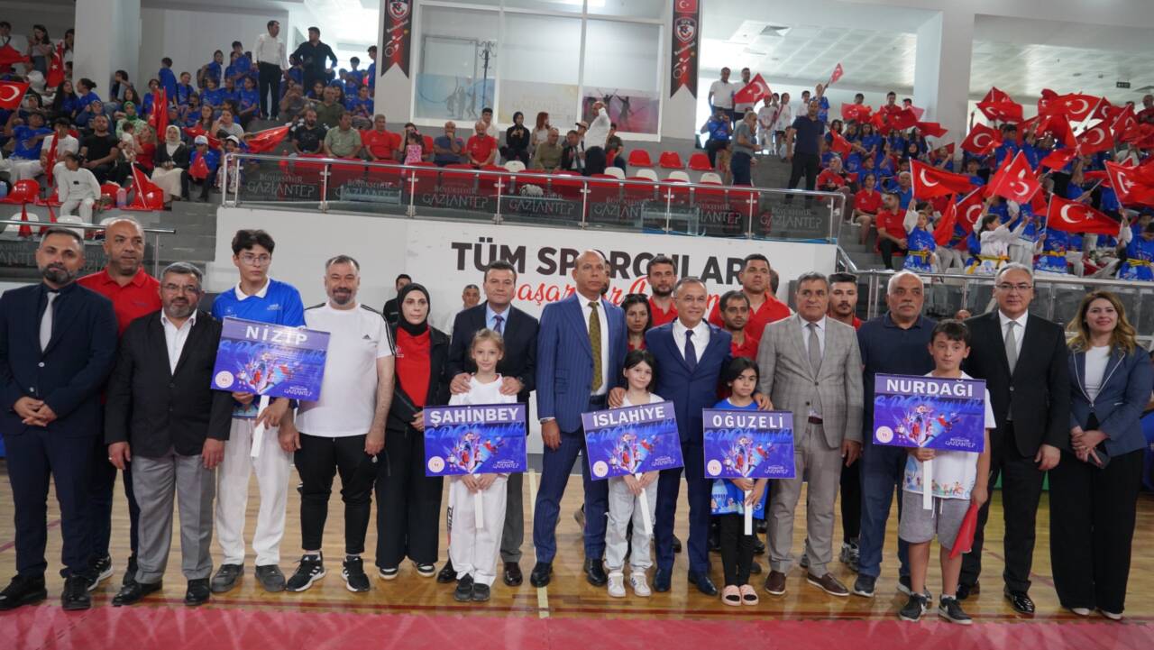 Gaziantep Büyükşehir Belediyesi, eğitimden spora, kültürden altyapıya kadar birçok alanda