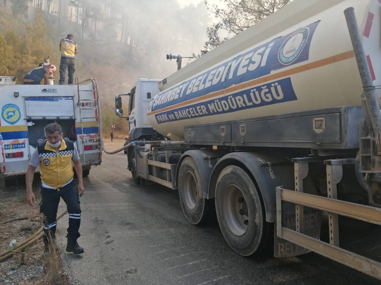 Hatay’da meydana gelen orman yangınına Şahinbey Belediyesi ekipleri hızlı müdahalede