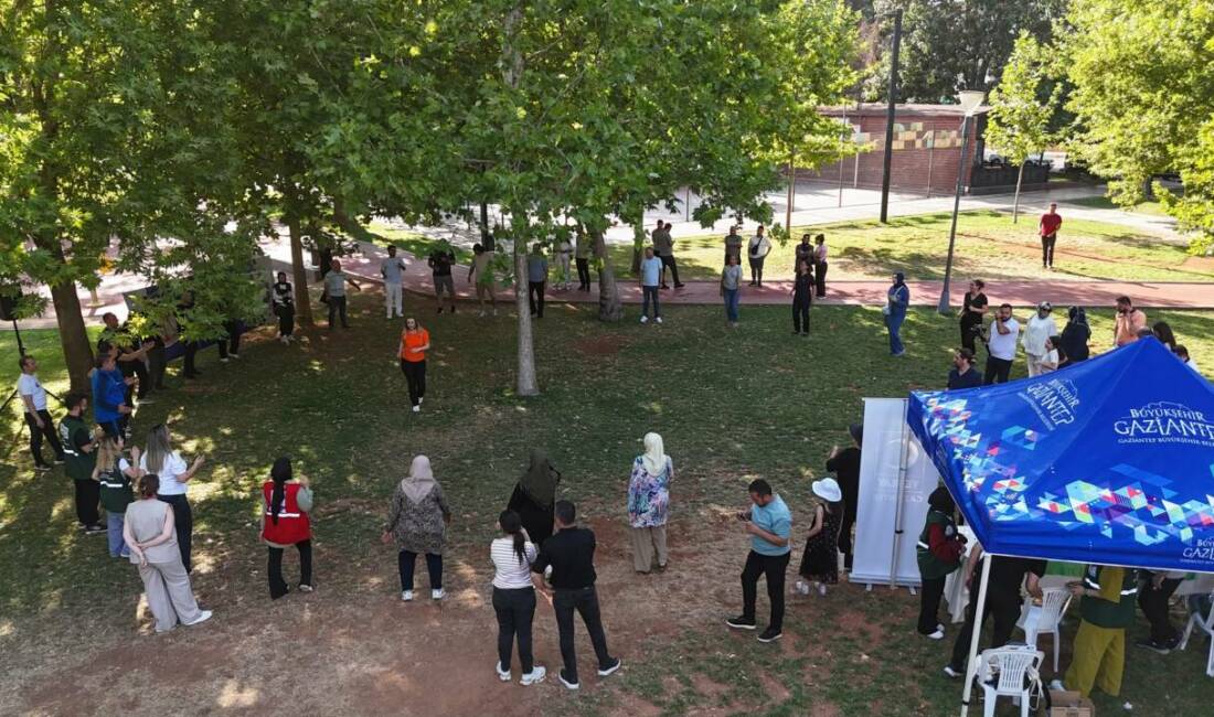 Gaziantep Büyükşehir Belediyesi’nin “Geleceğimizi Sağlıkla Kuşatıyoruz” etkinliği, Celal Doğan Parkı’nda