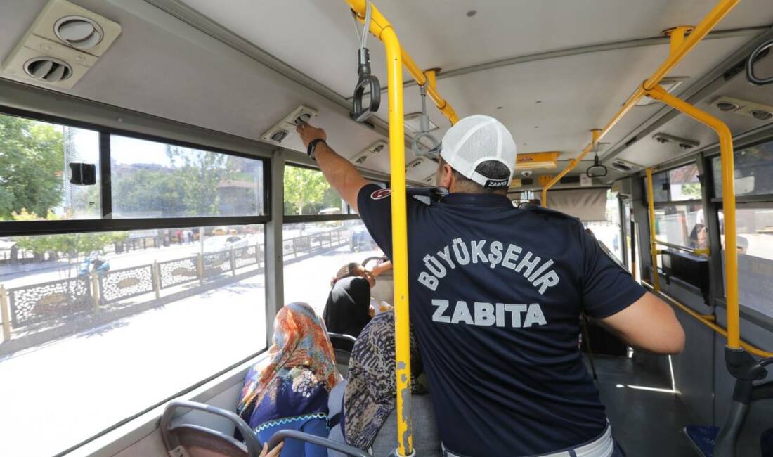 Gaziantep Büyükşehir Belediyesi Zabıta Daire Başkanlığı’na bağlı trafik zabıta ekipleri,