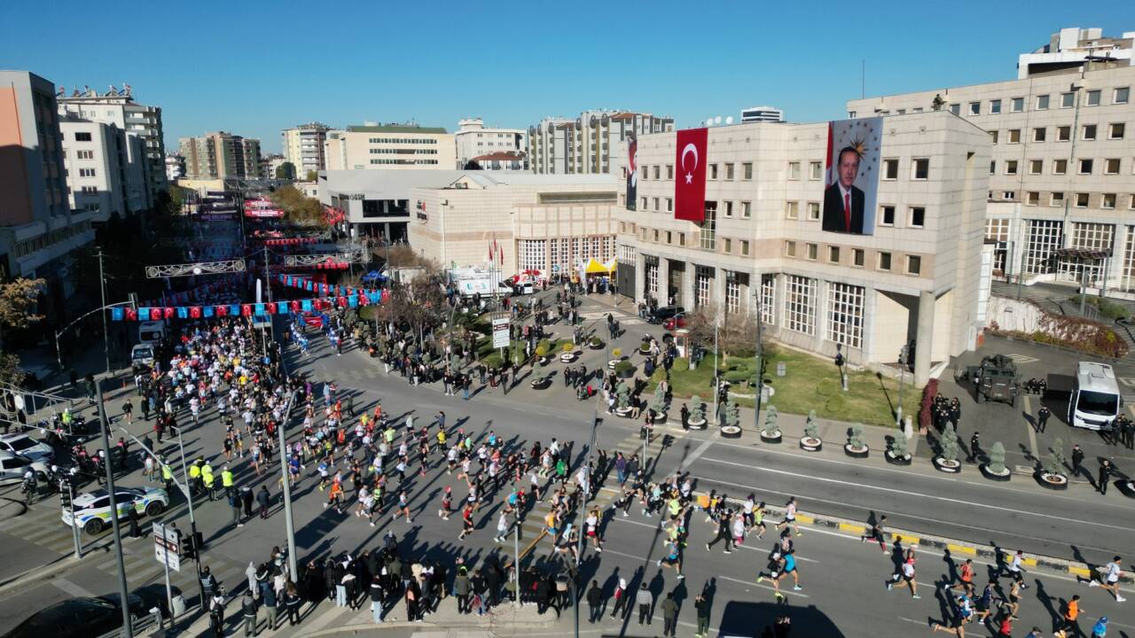 Gaziantep Büyükşehir Belediyesi ile Türkiye Atletizm Federasyonu iş birliğinde, Gaziantep