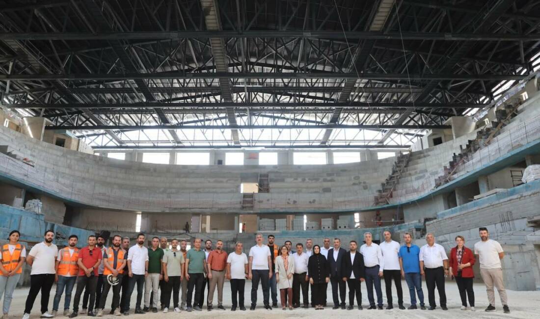 Gaziantep Büyükşehir Belediye Başkanı Fatma Şahin, FIBA standartlarına uygun olarak