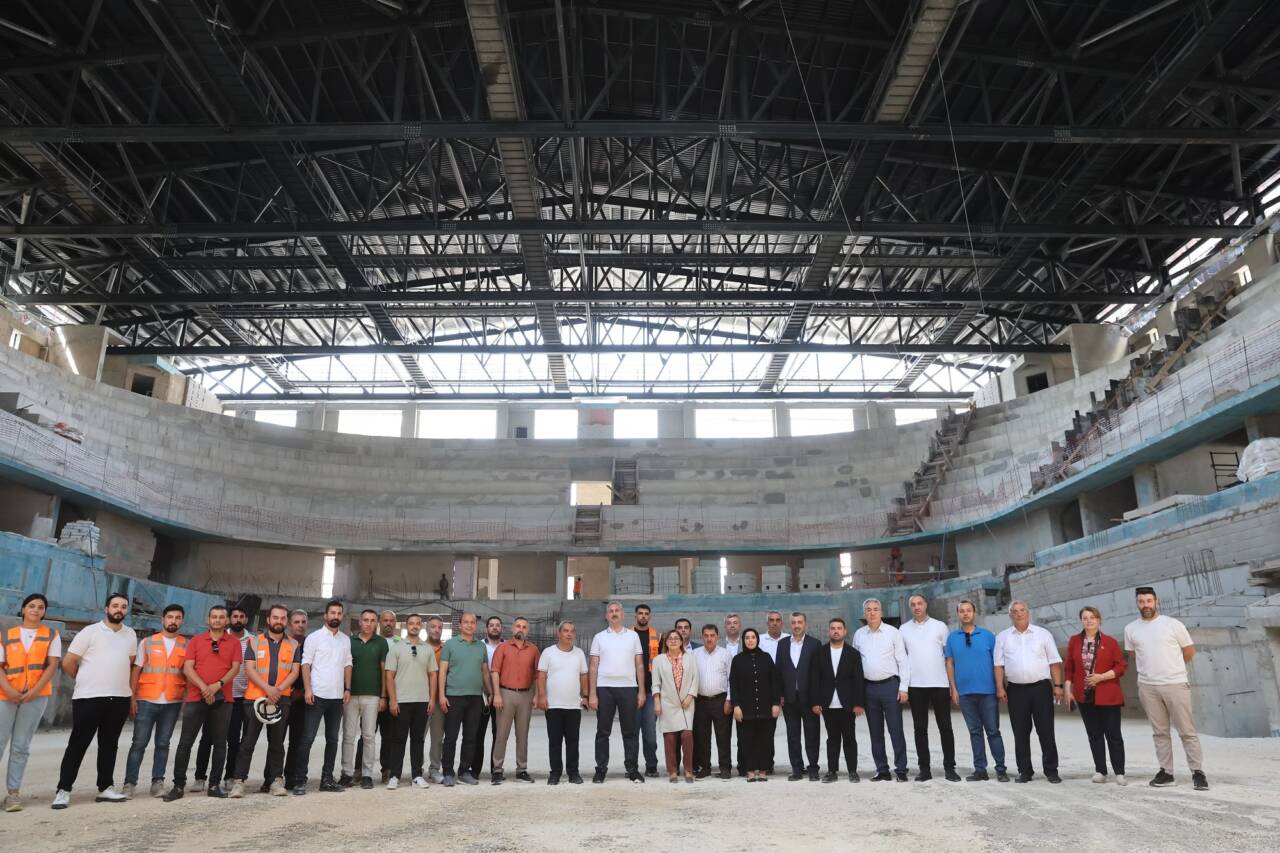 Gaziantep Büyükşehir Belediye Başkanı Fatma Şahin, FIBA standartlarına uygun olarak