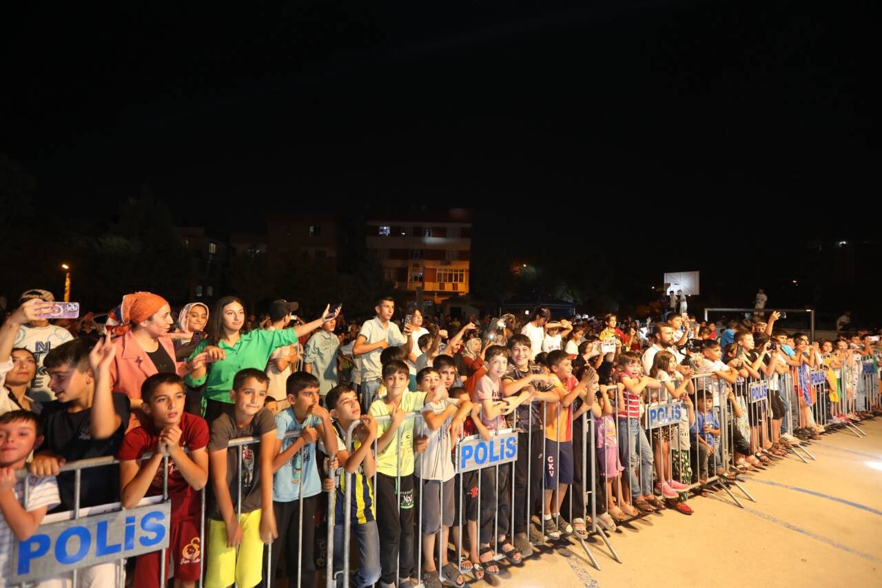 Gaziantep Büyükşehir Belediyesi’nin yaz aylarına özel olarak düzenlediği “Mahallemde Konser