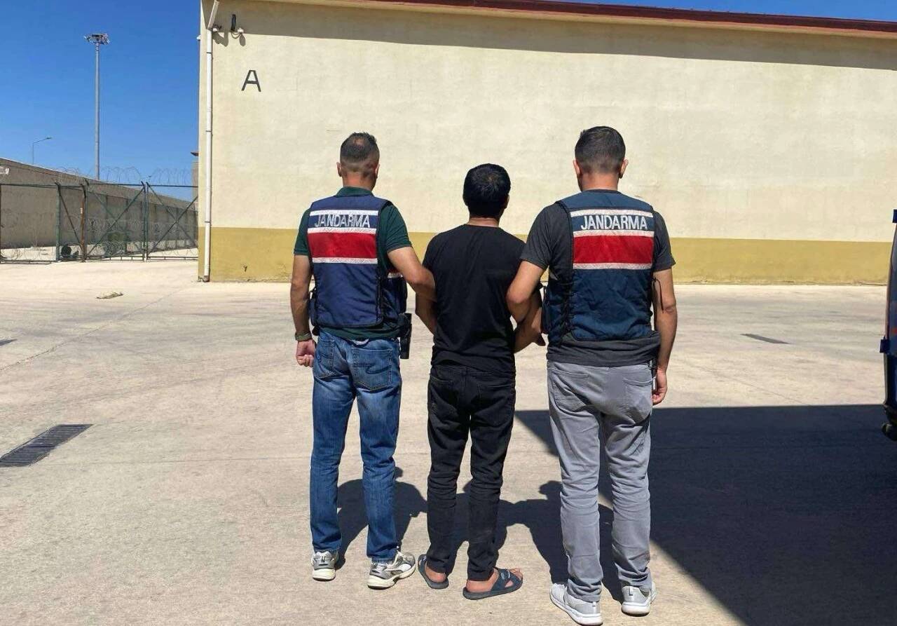 Gaziantep’te hakkında kesinleşmiş 11 yıl 5 ay hapis cezası bulunan