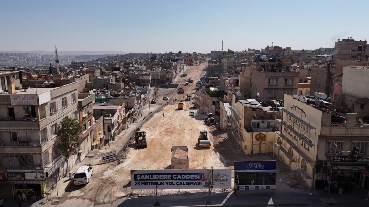 Gaziantep Büyükşehir Belediyesi, Şahinbey ilçesinde trafik yoğunluğunun en fazla yaşandığı