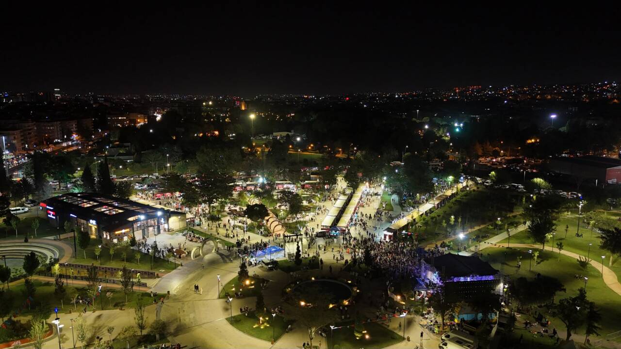 Gaziantep Büyükşehir Belediyesi tarafından bu yıl 9’uncusu düzenlenen Hemşehri Dernekleri