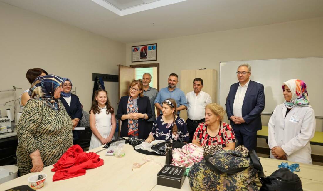 Gaziantep Büyükşehir Belediye Başkanı Fatma Şahin, GASMEK Halil Karaduman Sanat