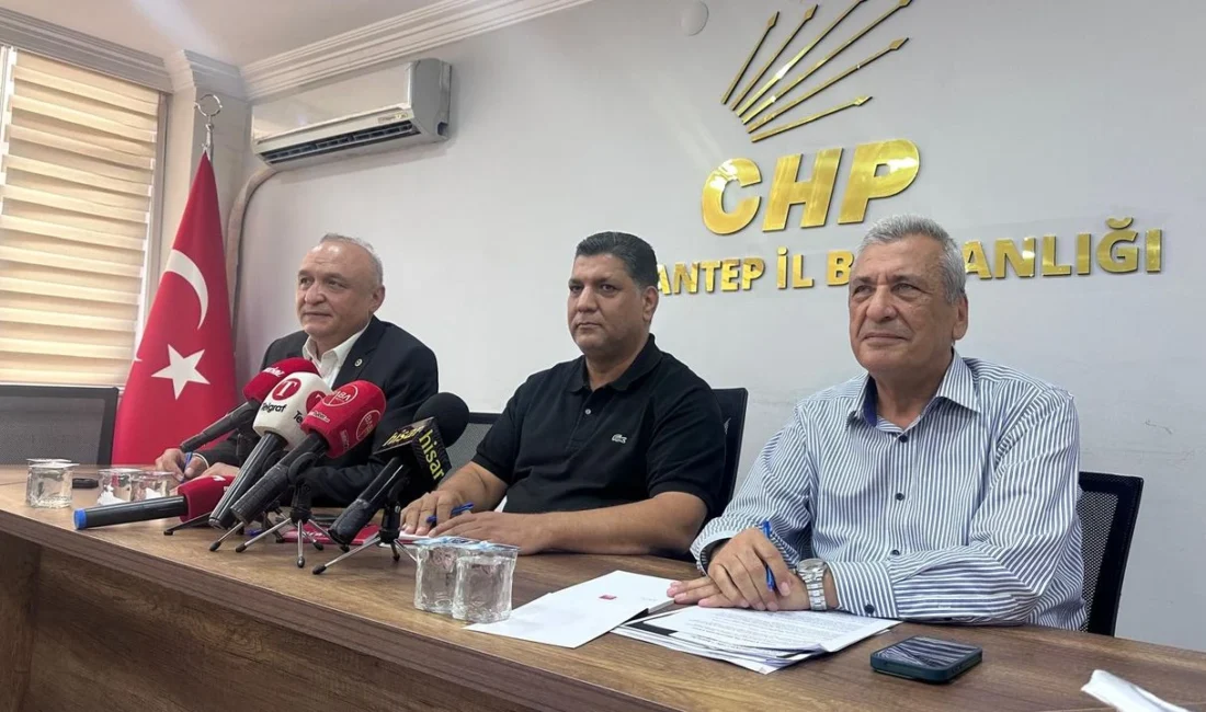 Şehitkamil Belediye Başkanı Umut Yılmaz ile CHP Gaziantep Milletvekili Hasan