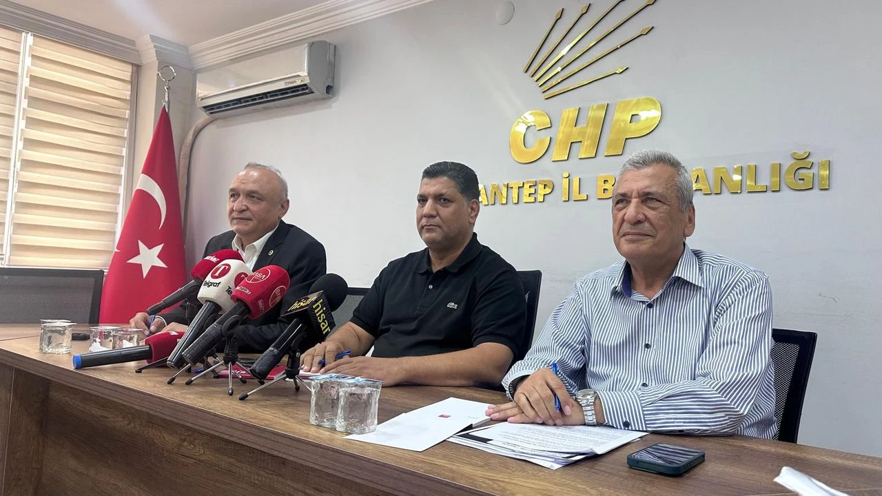 Şehitkamil Belediye Başkanı Umut Yılmaz ile CHP Gaziantep Milletvekili Hasan