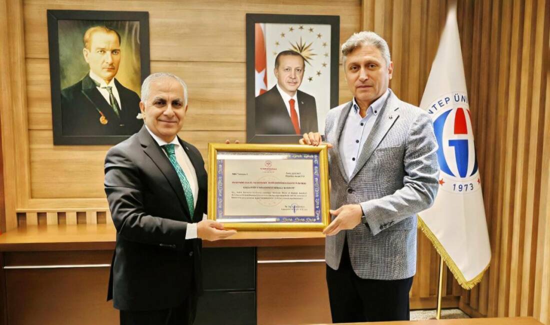 Gaziantep Üniversitesi (GAÜN), Sağlık Bakanlığı tarafından verilen “Beslenme Dostu ve